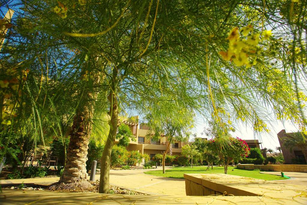 Golden Tulip Sharma Resort Dış mekan fotoğraf